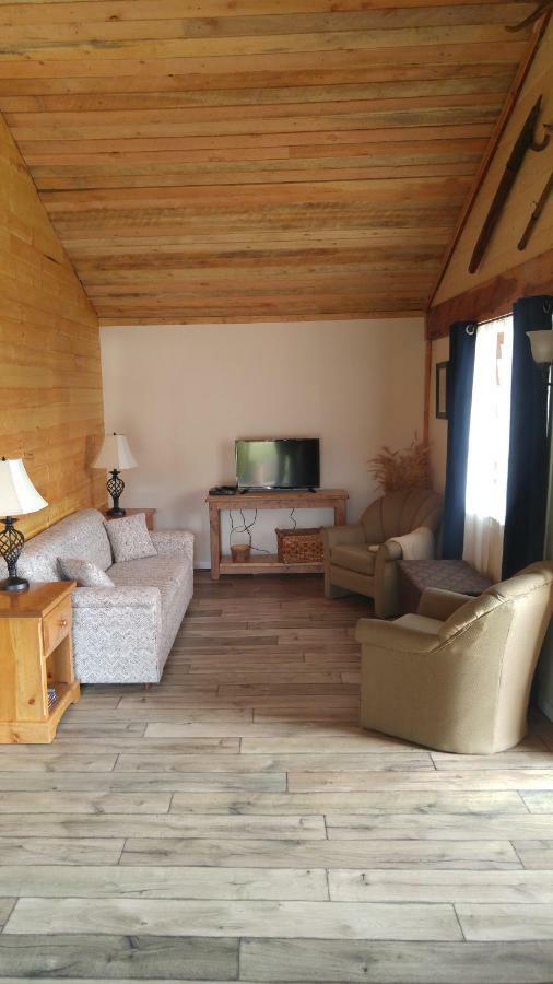 Wolfwood Guest Ranch Clearwater Exterior foto